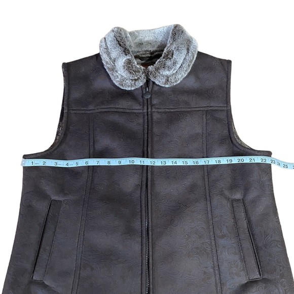 Womens Outback TRADING Brown Faux Tooled SUEDE Zip Vest Grey Faux Fur Lined XL - Picture 5 of 8